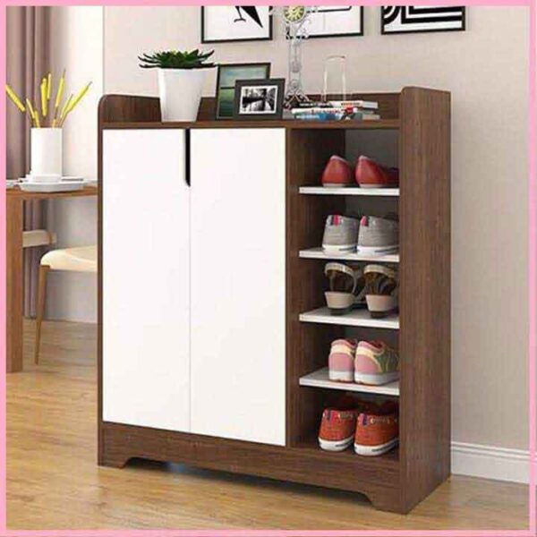 Alpha shoe stand