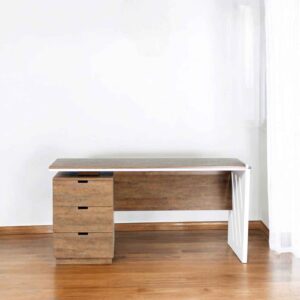 Icon Study table