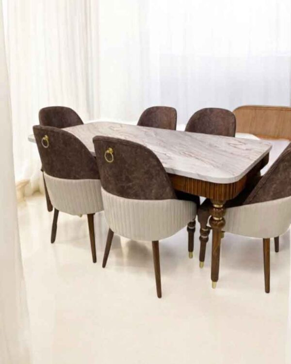 Benzo Dining table