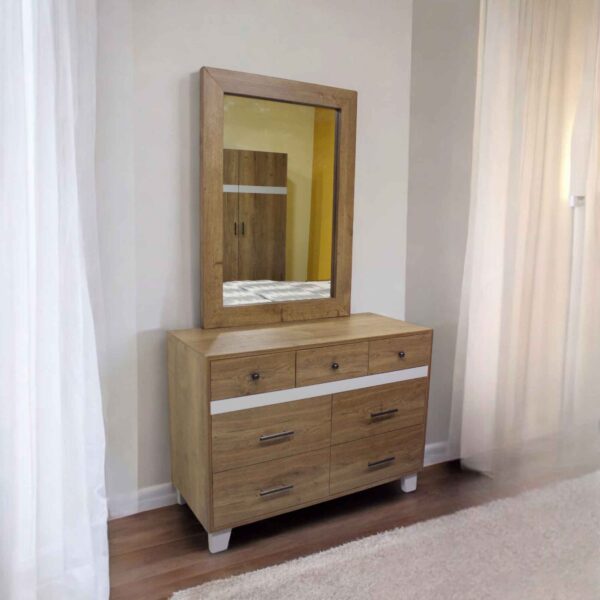 Caramel dressing table