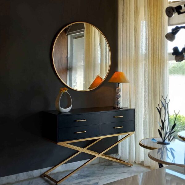 Cross dressing table