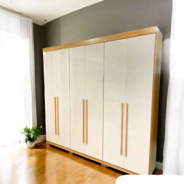 Alpine Wardrobe